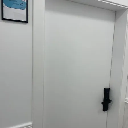 Blueroom-самостоятелна Private ヴァルナ